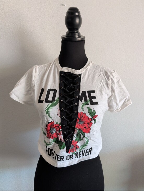 Fashion Nova Tops - Forever or never cropped tee Small